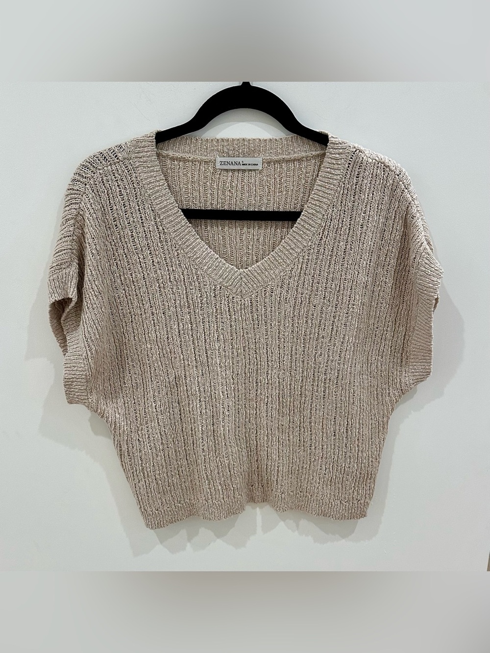 NWOT Zenana V Neck Textured Sweater Top Size S